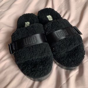 brand new size 6 black platform ugg sandal “fluffita slide”